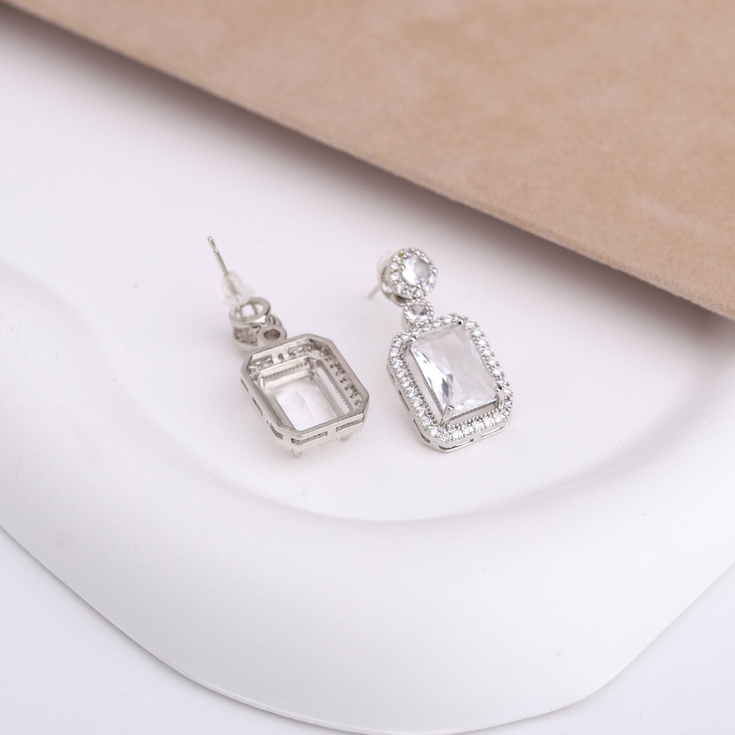 ✨ طقم لازوردي – 3 قطع فضي فل زركون ✨