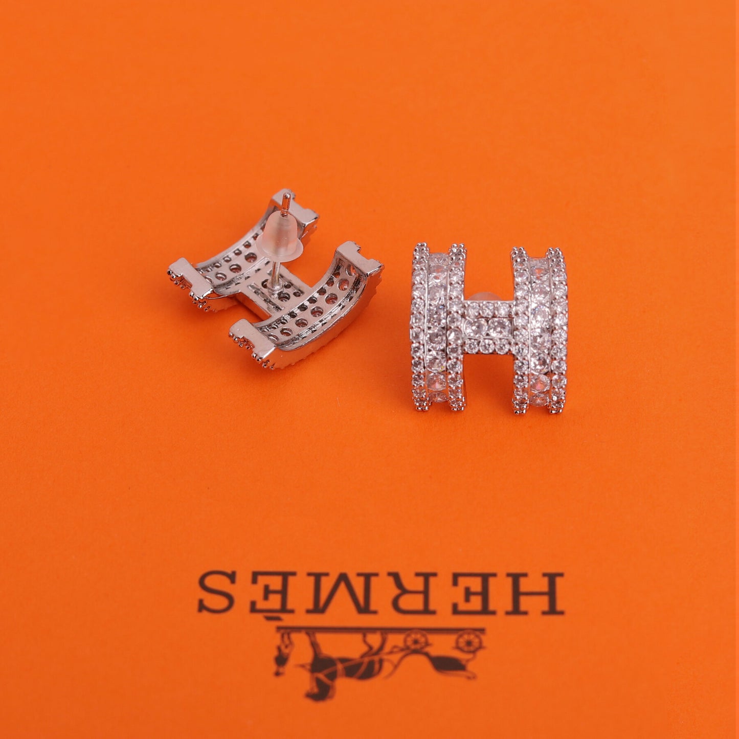 ✨ طقم هيرمز – فل زركون فضي فاخر ✨