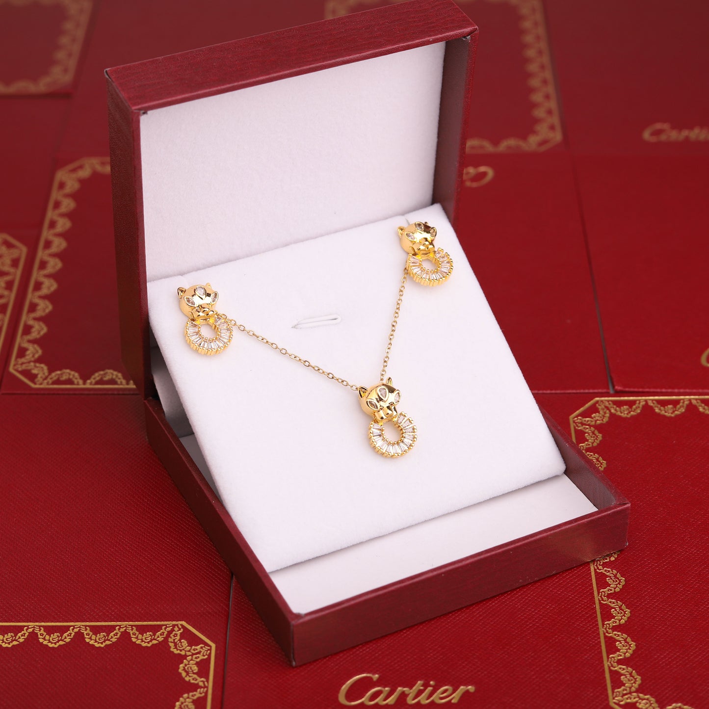 ✨ طقم كارتير نمر - قطعتين بزركون ذهبي ✨