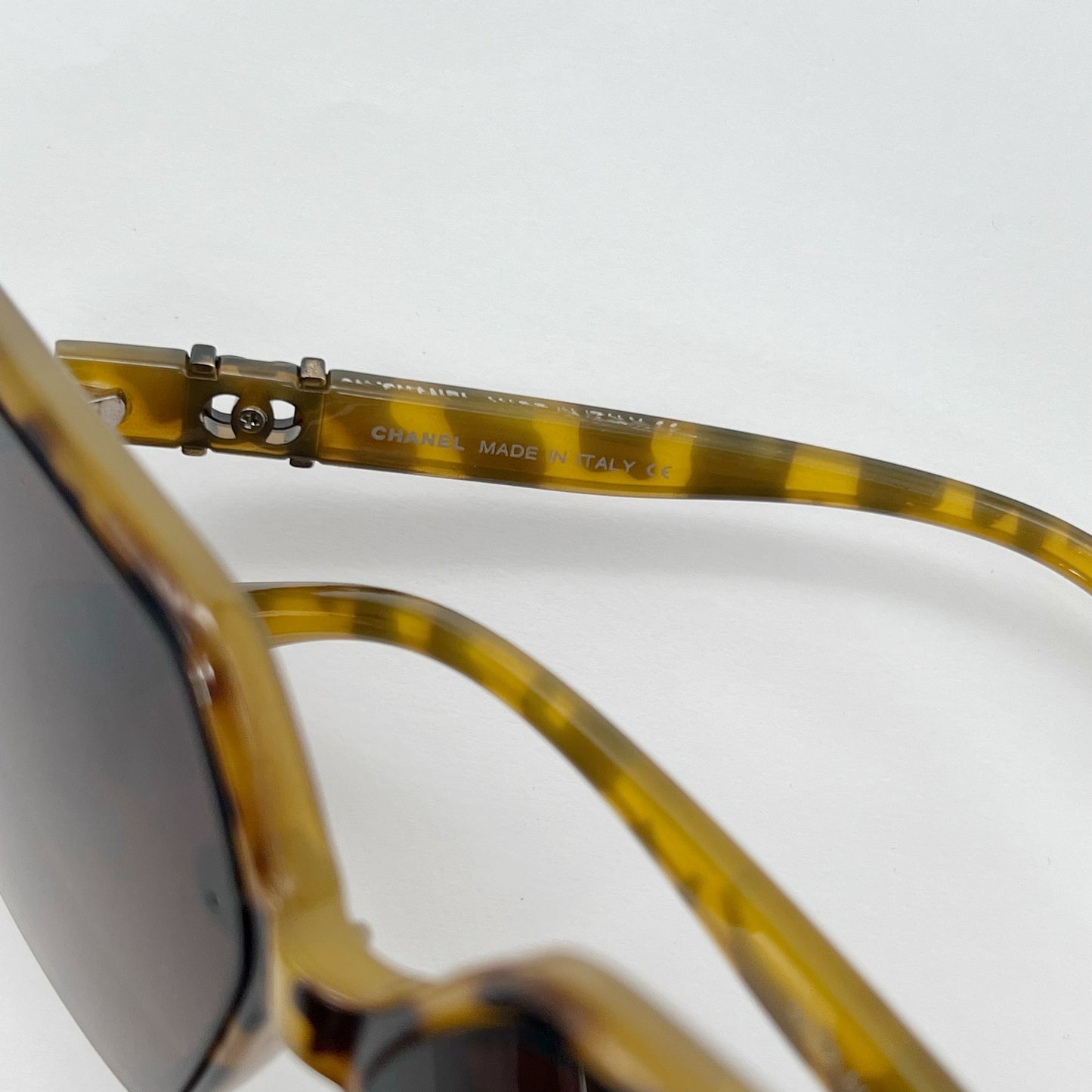 نظارة شمسية شانيل – نمري 😎🐆