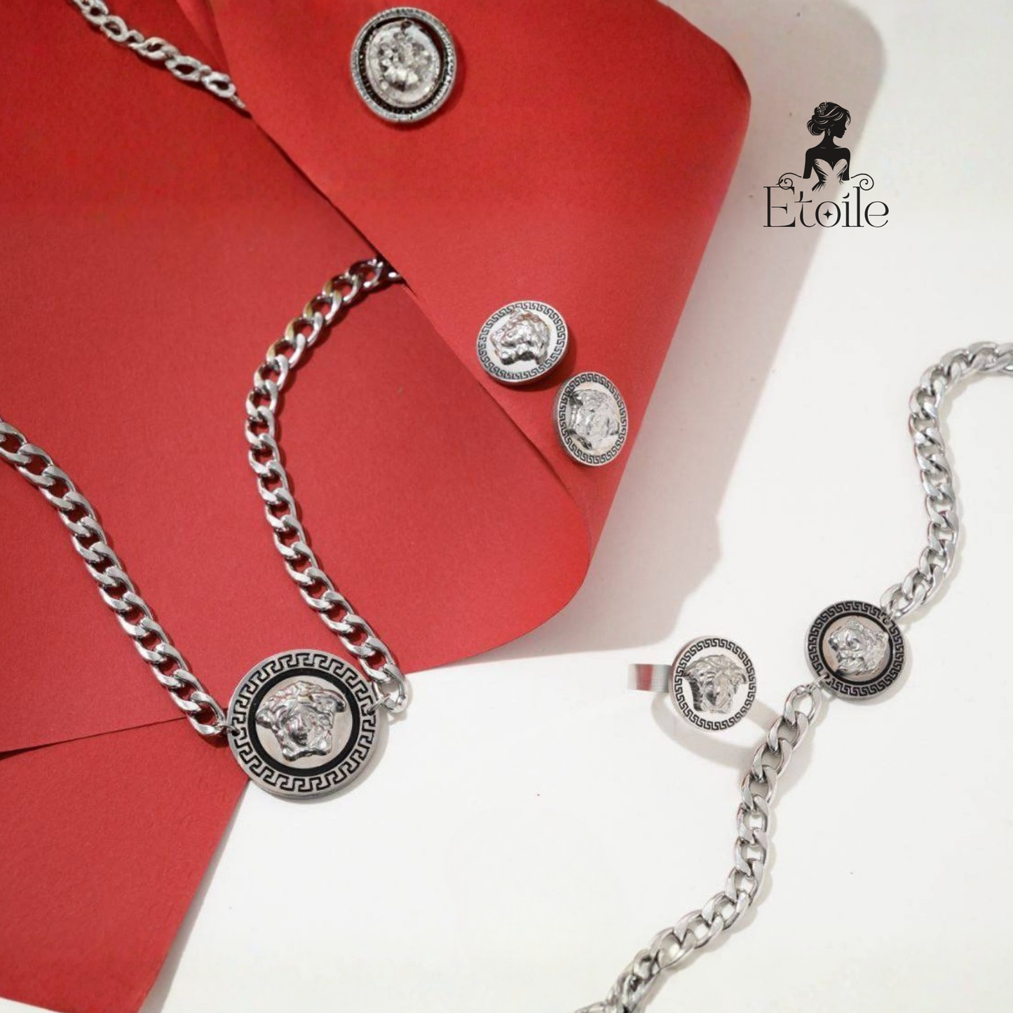 🔱 طقم مجوهرات فرزاتشي (4 قطع) - فخامة الذهب وإرث الميدوسا ✨