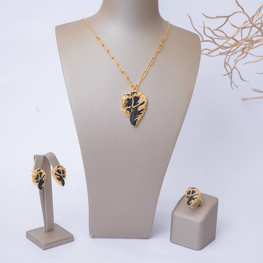 ✨ طقم الأصيلة – سكجها ناعم أسود ✨